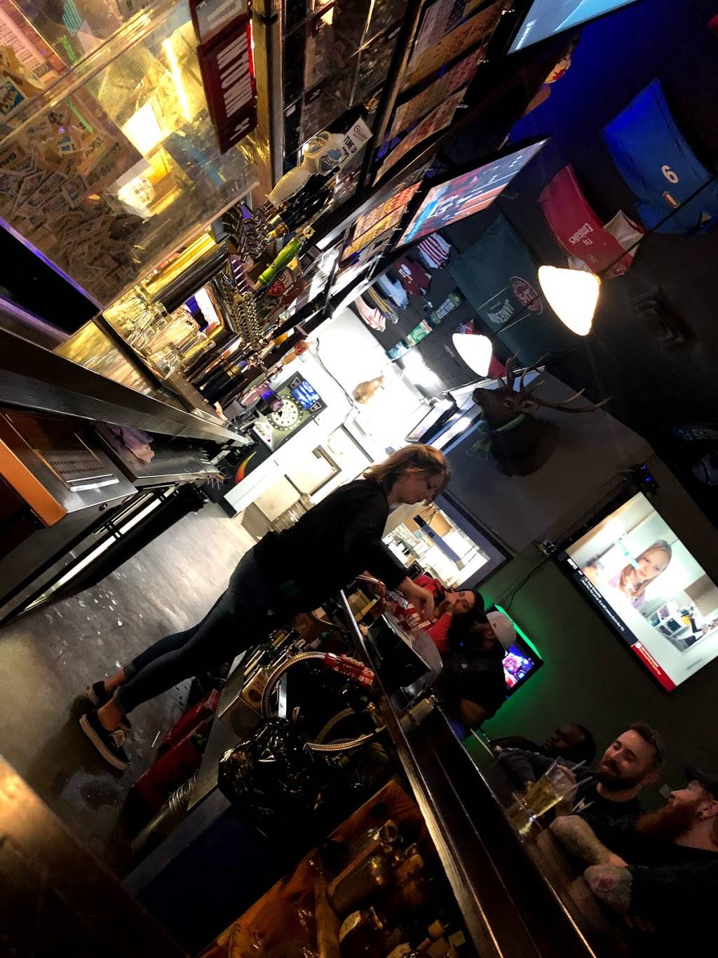 Twisted Kilt | restaurant | 109 S Meridian, Puyallup, WA 98371, USA | 2532564184 OR +1 253-256-4184