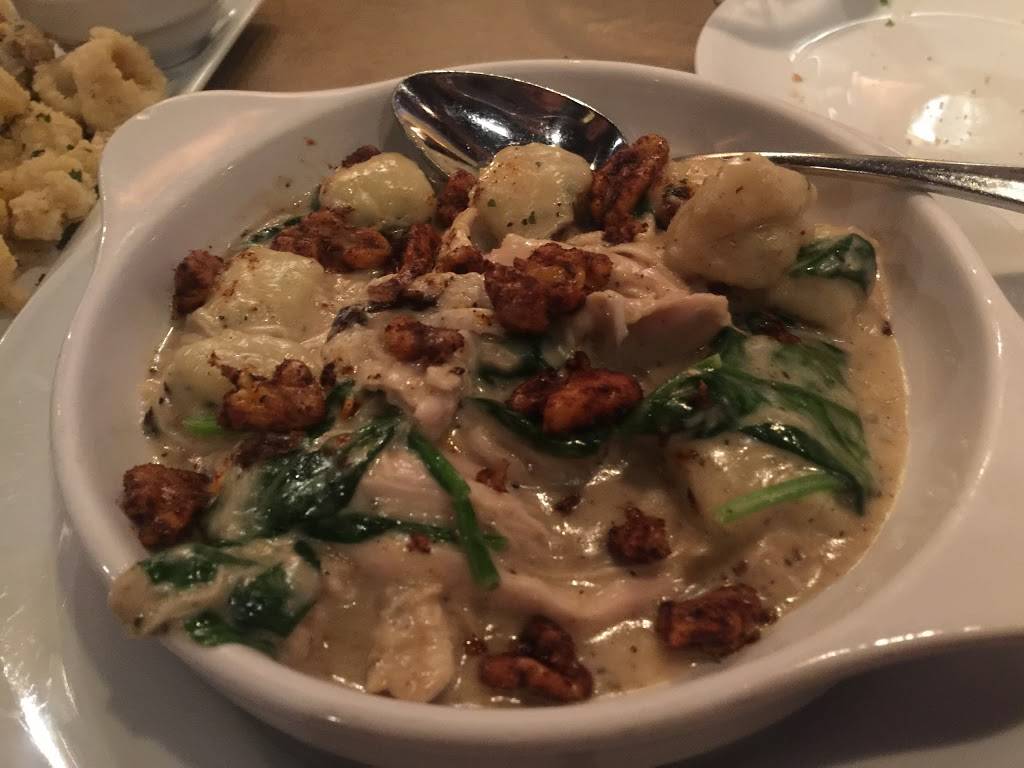 YaYas Euro Bistro in Overland Park | restaurant | 7021 W 135th St, Overland Park, KS 66223, USA | 9133451111 OR +1 913-345-1111