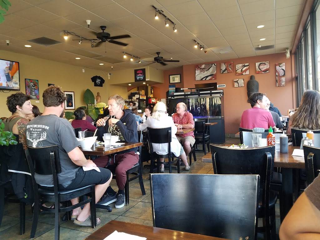 Simmer Vietnamese Kitchen | restaurant | 299 N McDowell Blvd, Petaluma, CA 94954, USA | 7077624288 OR +1 707-762-4288