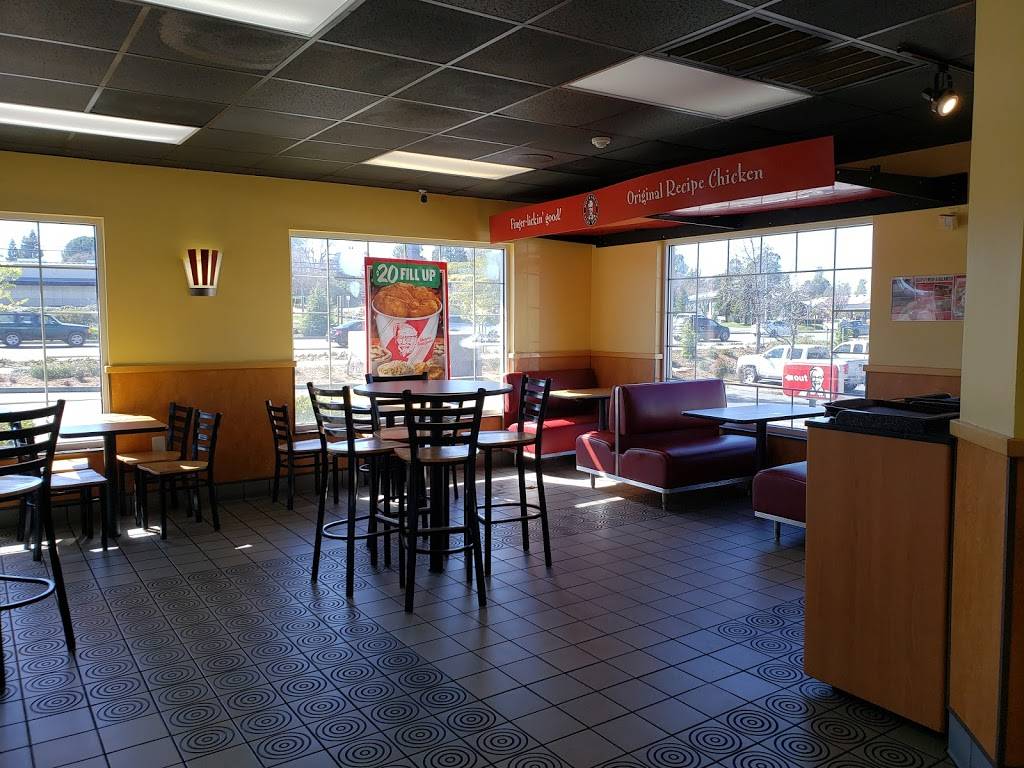 KFC | restaurant | 2400 Grass Valley Hwy, Auburn, CA 95603, USA | 5308881208 OR +1 530-888-1208