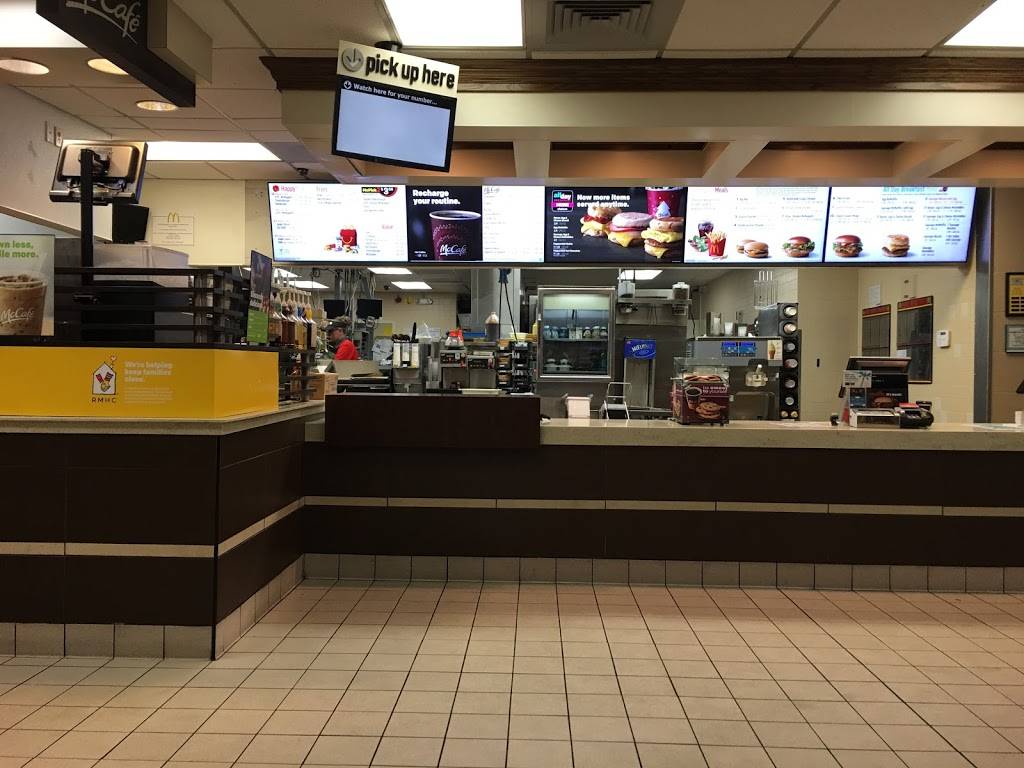 McDonalds | cafe | 235 220th St E, Williamsburg, IA 52361, USA | 3196682202 OR +1 319-668-2202
