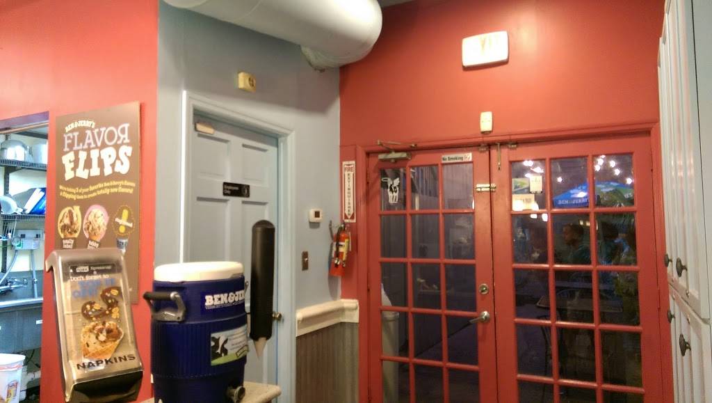 Ben & Jerry’s | bakery | 96 N Market St, Charleston, SC 29401, USA | 8438533888 OR +1 843-853-3888