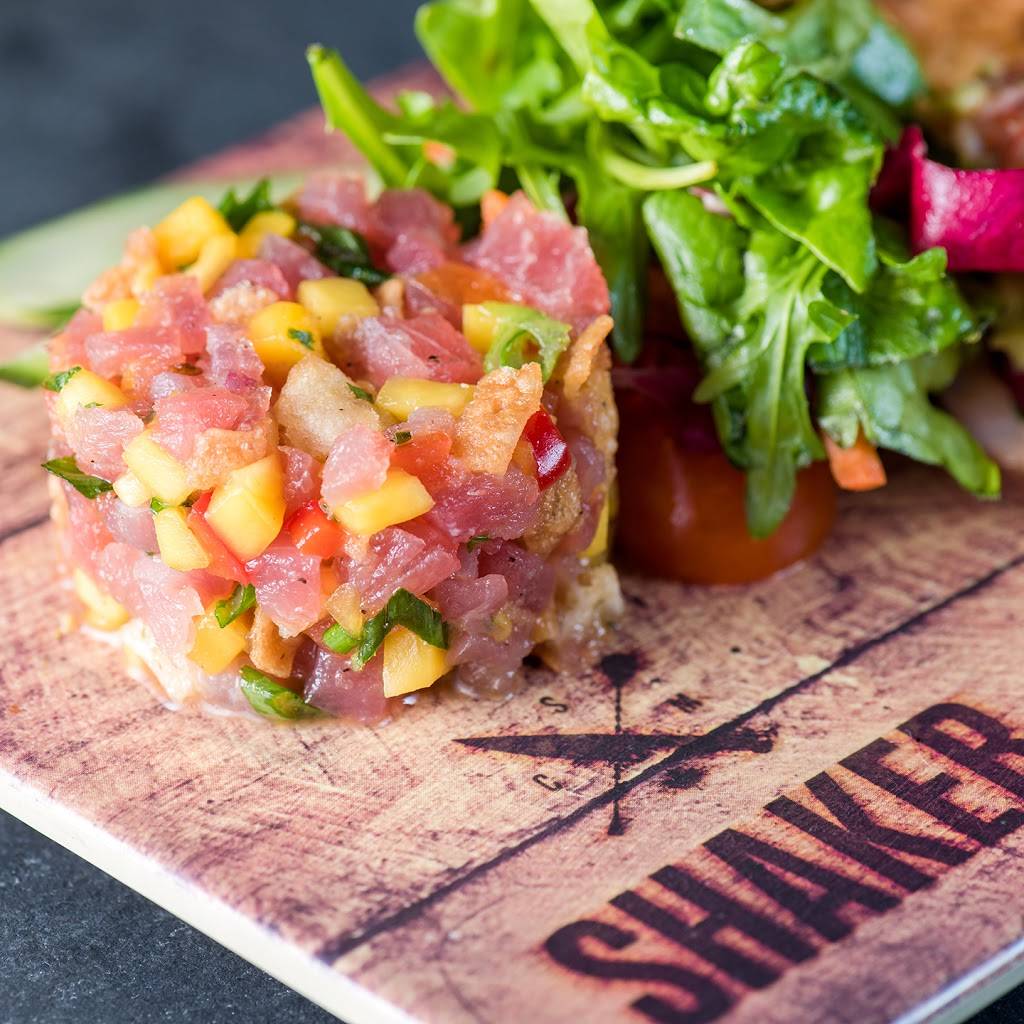 SHAKER | restaurant | 3050 Boulevard de Portland # N36, Sherbrooke, QC J1L 1K1, Canada | 8194163134 OR +1 819-416-3134