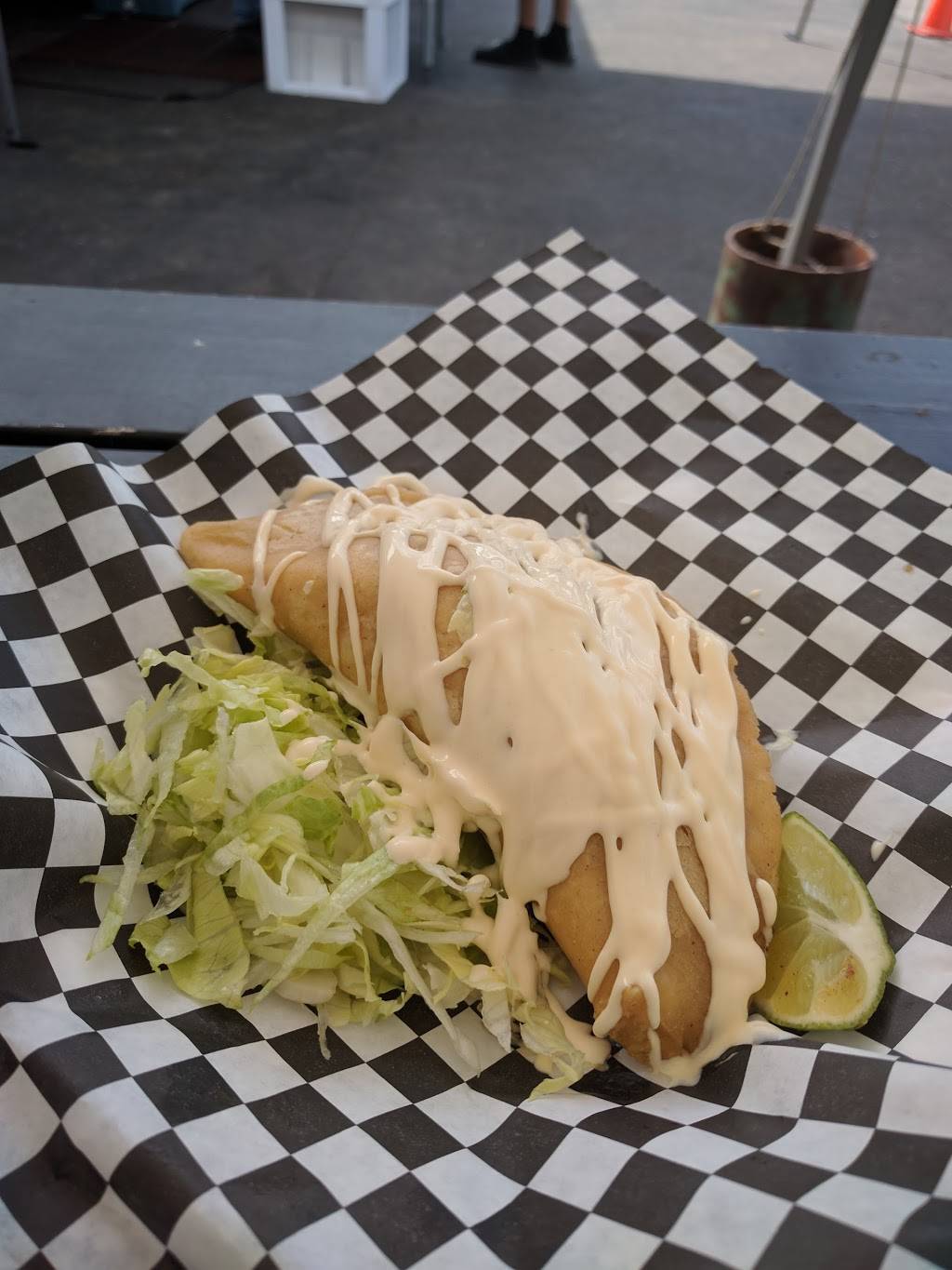 Los Taqueiros | restaurant | 575 Panama Ln, Bakersfield, CA 93307, USA | 6613639895 OR +1 661-363-9895