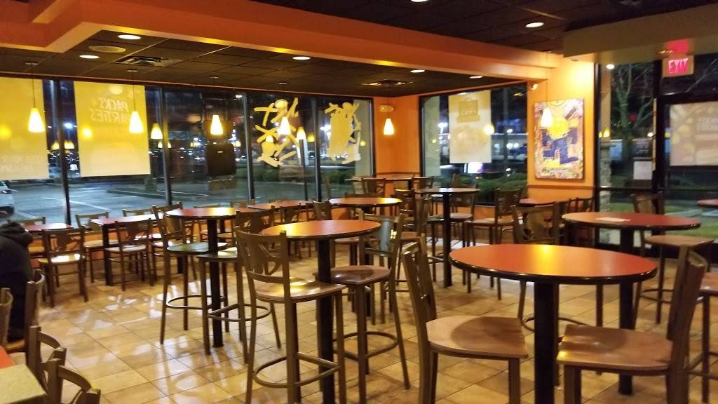 Taco Bell | meal takeaway | 7680 E 96th St, Fishers, IN 46038, USA | 3175948940 OR +1 317-594-8940