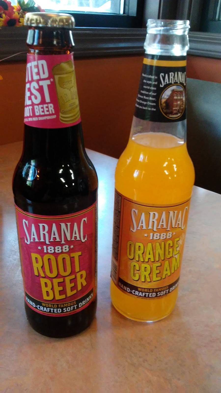 Pizza Classic | restaurant | 180 Genesee St, Utica, NY 13502, USA | 3157353000 OR +1 315-735-3000