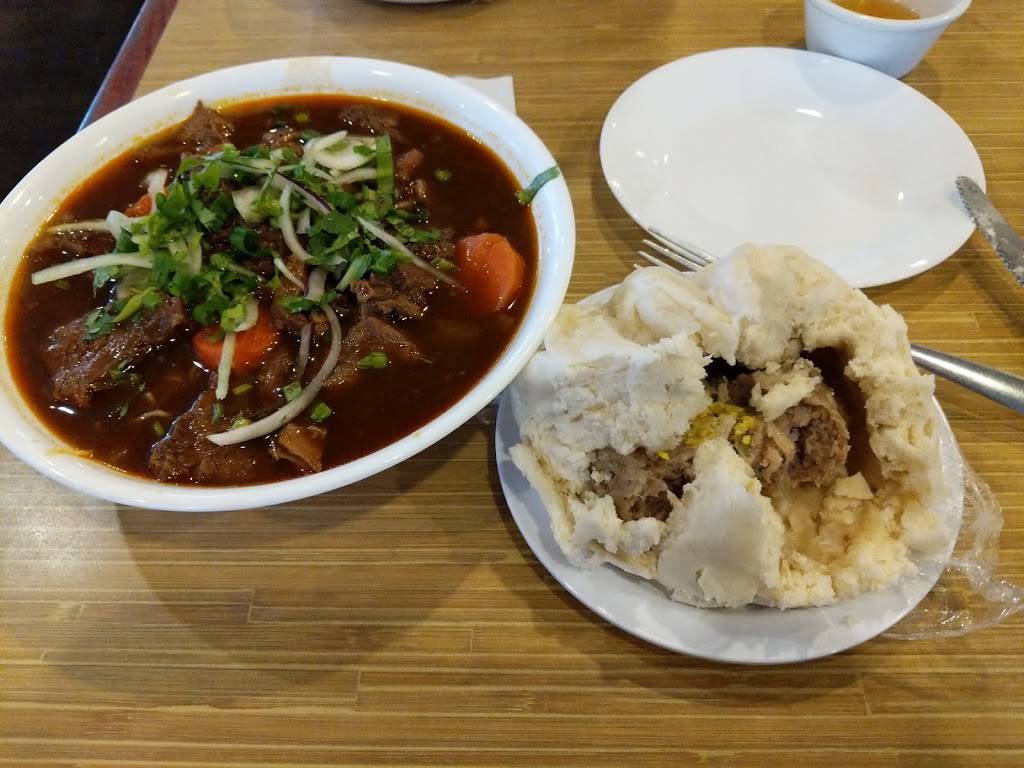 Quang Restaurant | restaurant | 2719 Nicollet Ave, Minneapolis, MN 55408, USA | 6128704739 OR +1 612-870-4739