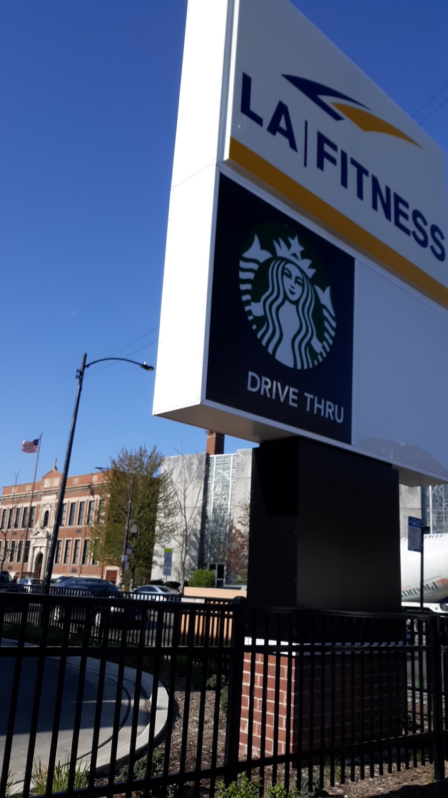 Starbucks | cafe | 5505 S Kedzie Ave, Chicago, IL 60629, USA | 3125203836 OR +1 312-520-3836