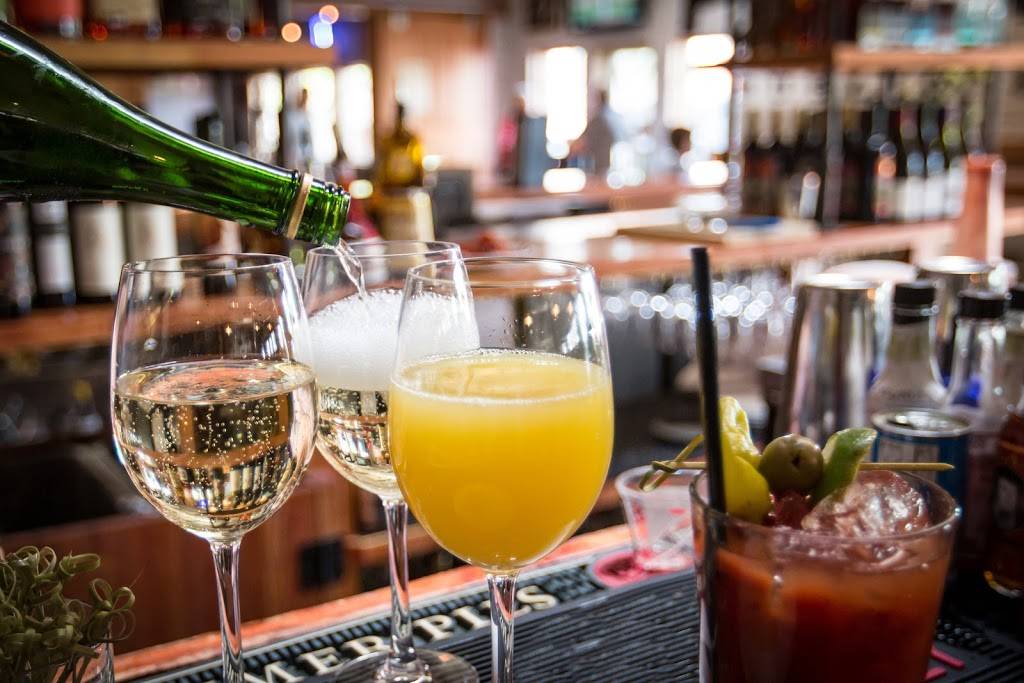 Blackbird Public House | meal delivery | 305 S Downing St, Denver, CO 80209, USA | 3037333923 OR +1 303-733-3923