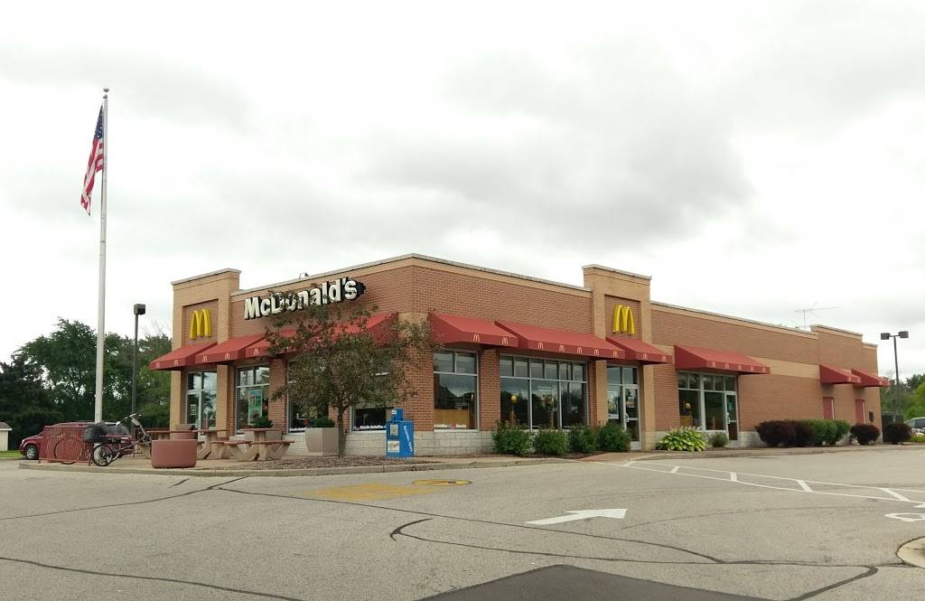 McDonalds | cafe | 1820 30th Ave, Kenosha, WI 53144, USA | 2625510890 OR +1 262-551-0890