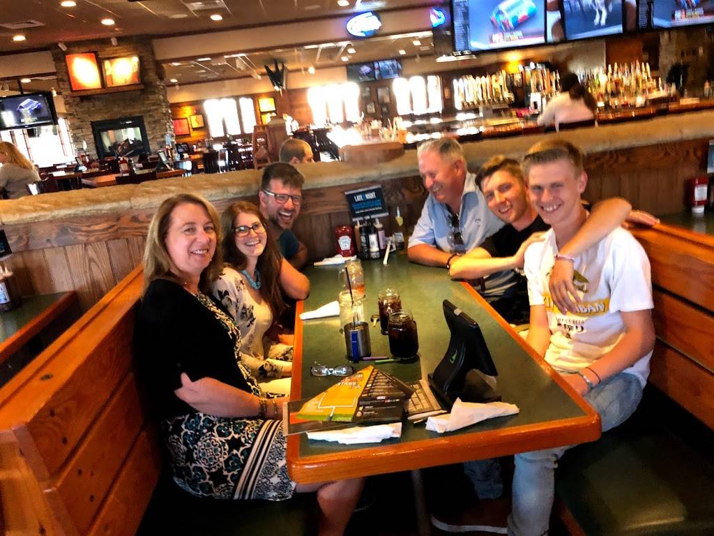 Smokey Bones Bar & Fire Grill | restaurant | 2007 Walden Ave, Cheektowaga, NY 14225, USA | 7166830724 OR +1 716-683-0724