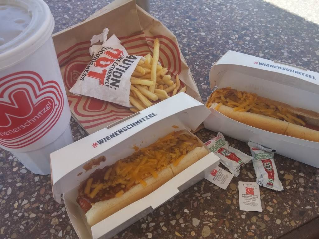 Wienerschnitzel | restaurant | 1028 El Paseo Rd, Las Cruces, NM 88001, USA | 5755247471 OR +1 575-524-7471