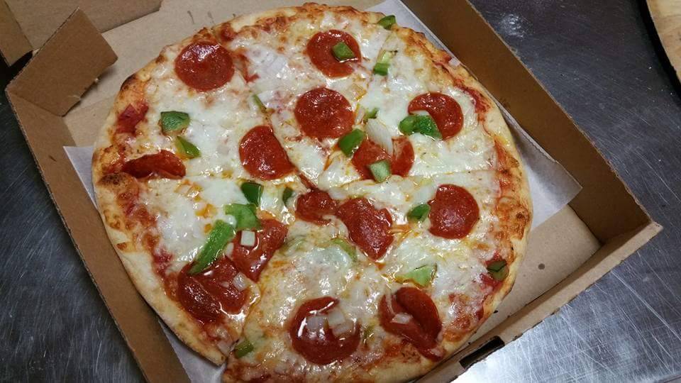 Selvinos Pizza | meal delivery | 5711 Bowden Rd #7, Jacksonville, FL 32216, USA | 9047397900 OR +1 904-739-7900