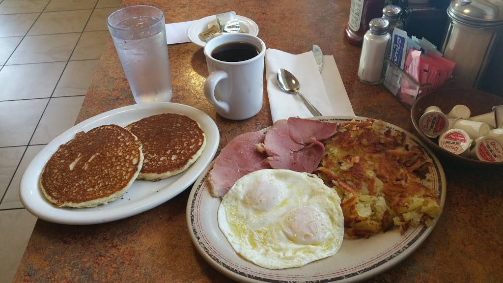 Betty Ross | restaurant | 28726 John R Rd, Madison Heights, MI 48071, USA | 2485411353 OR +1 248-541-1353