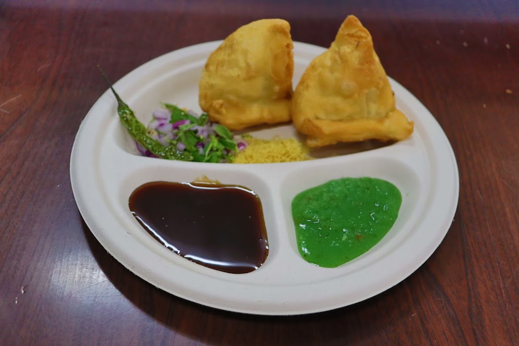 Sweets & Samosa House | restaurant | 20141 Roscoe Blvd, Winnetka, CA 91306, USA | 8186269507 OR +1 818-626-9507