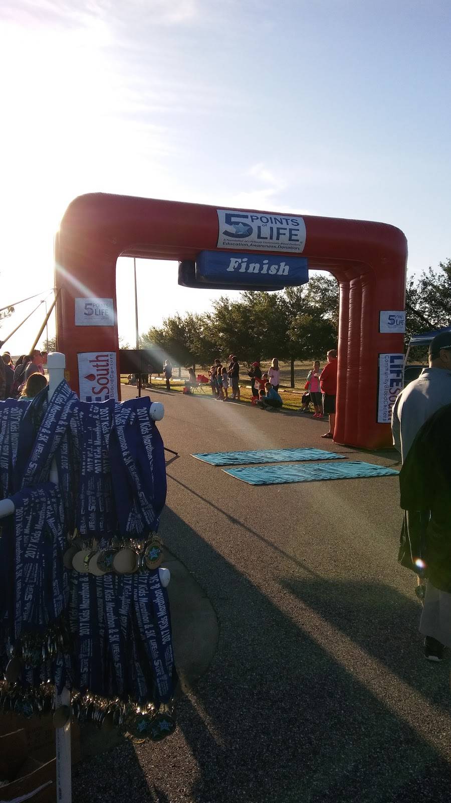 Suncoast Crossing | shopping mall | 3101-3167 Aerial Way, Spring Hill, FL 34604, USA | 8136644800 OR +1 813-664-4800