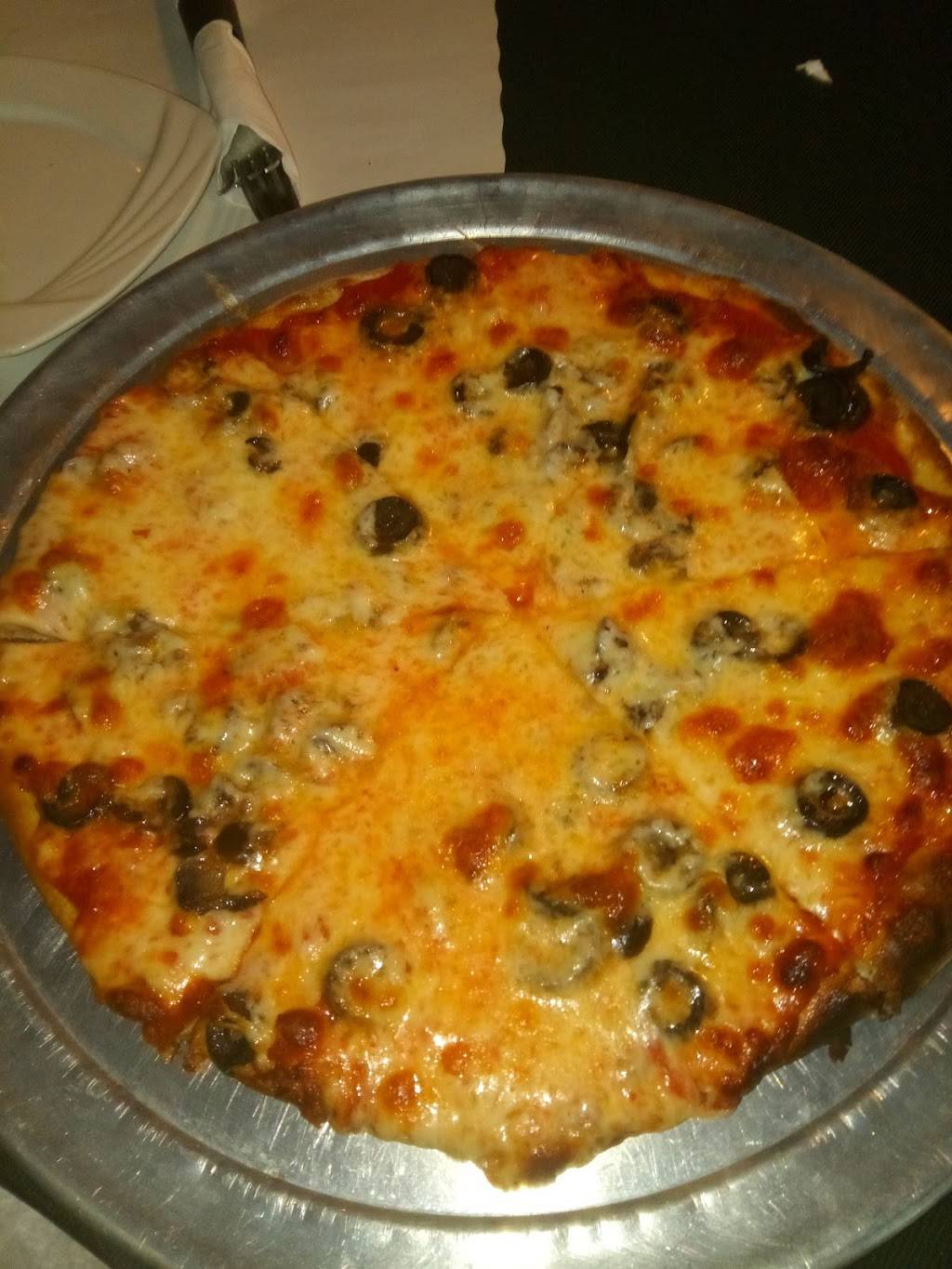 Dukes Pizzeria & Restaurant | restaurant | 371 Pittstown Rd, Pittstown, NJ 08867, USA | 9087308515 OR +1 908-730-8515