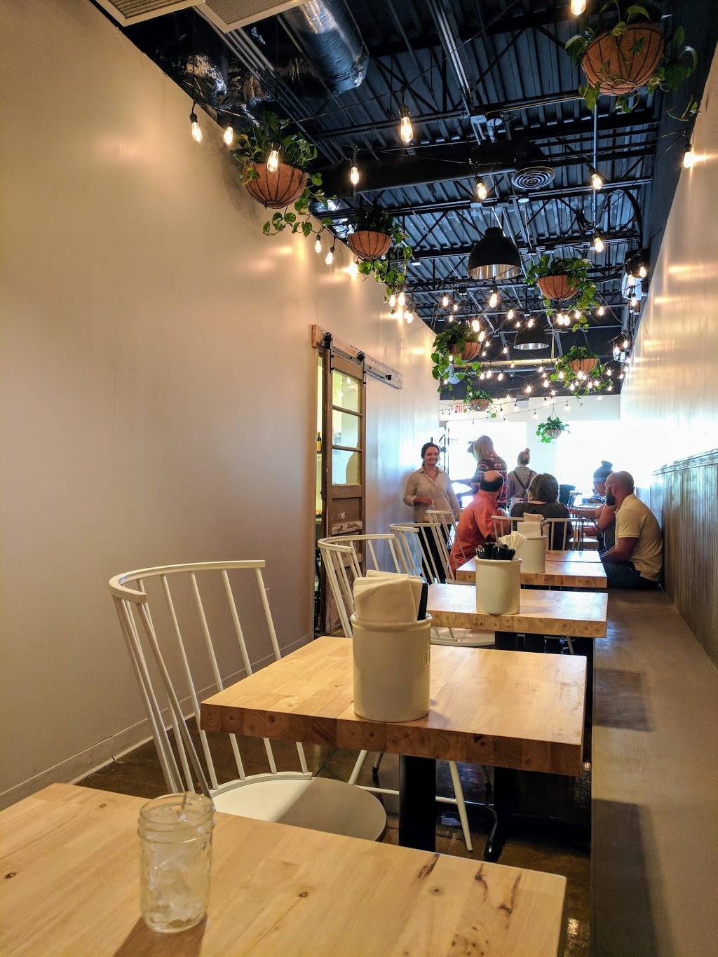 Farmacy | restaurant | 9430 S Northshore Dr #104, Knoxville, TN 37922, USA | 8652474678 OR +1 865-247-4678