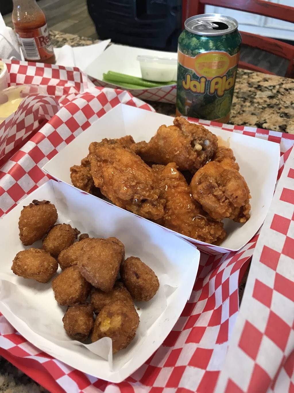 Frans Chicken Haven | restaurant | 1925 N Federal Hwy, Boca Raton, FL 33432, USA | 5613950781 OR +1 561-395-0781