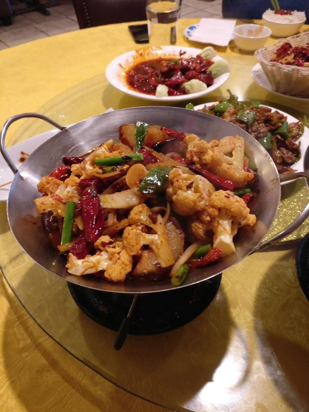 渥京大排挡 Small street Restaurant | restaurant | 1792 Bank St, Ottawa, ON K1V 7Y6, Canada | 6135213369 OR +1 613-521-3369