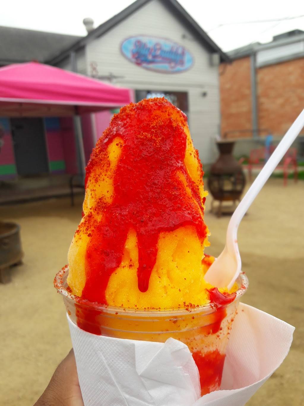 Big Daddys Eats And Treats | restaurant | 228 E Cevallos St, San Antonio, TX 78204, USA | 2127242936 OR +1 212-724-2936