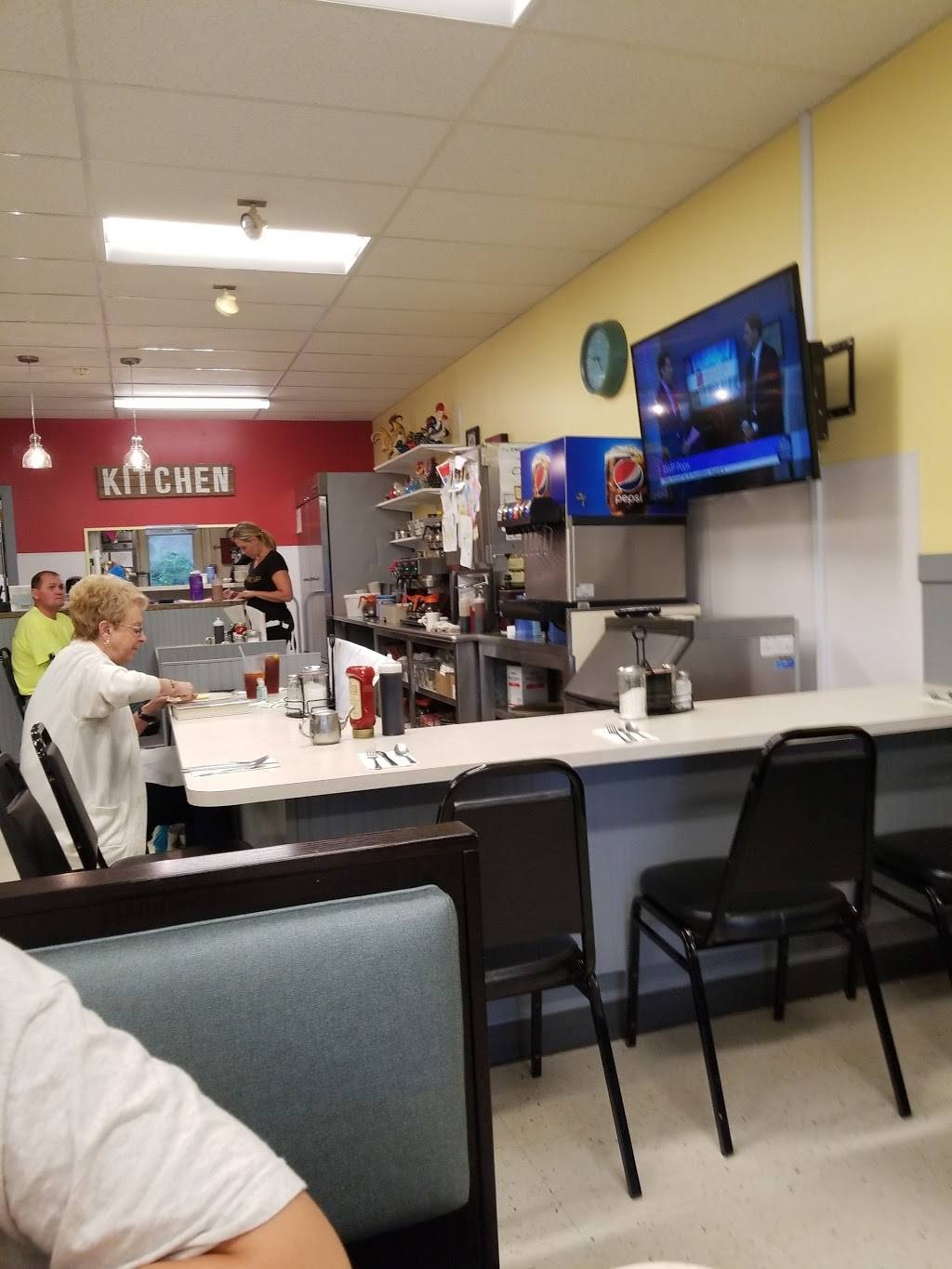 Eggs-Up Family Restaurant | restaurant | 2378 Mendon Road, Cumberland, RI 02864, USA | 4016582424 OR +1 401-658-2424