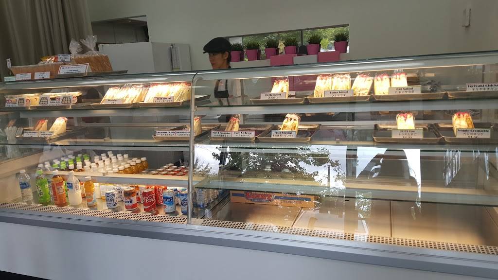 Sandwich House TRES | restaurant | 1502 145th Pl SE, Bellevue, WA 98007, USA | 4256437333 OR +1 425-643-7333