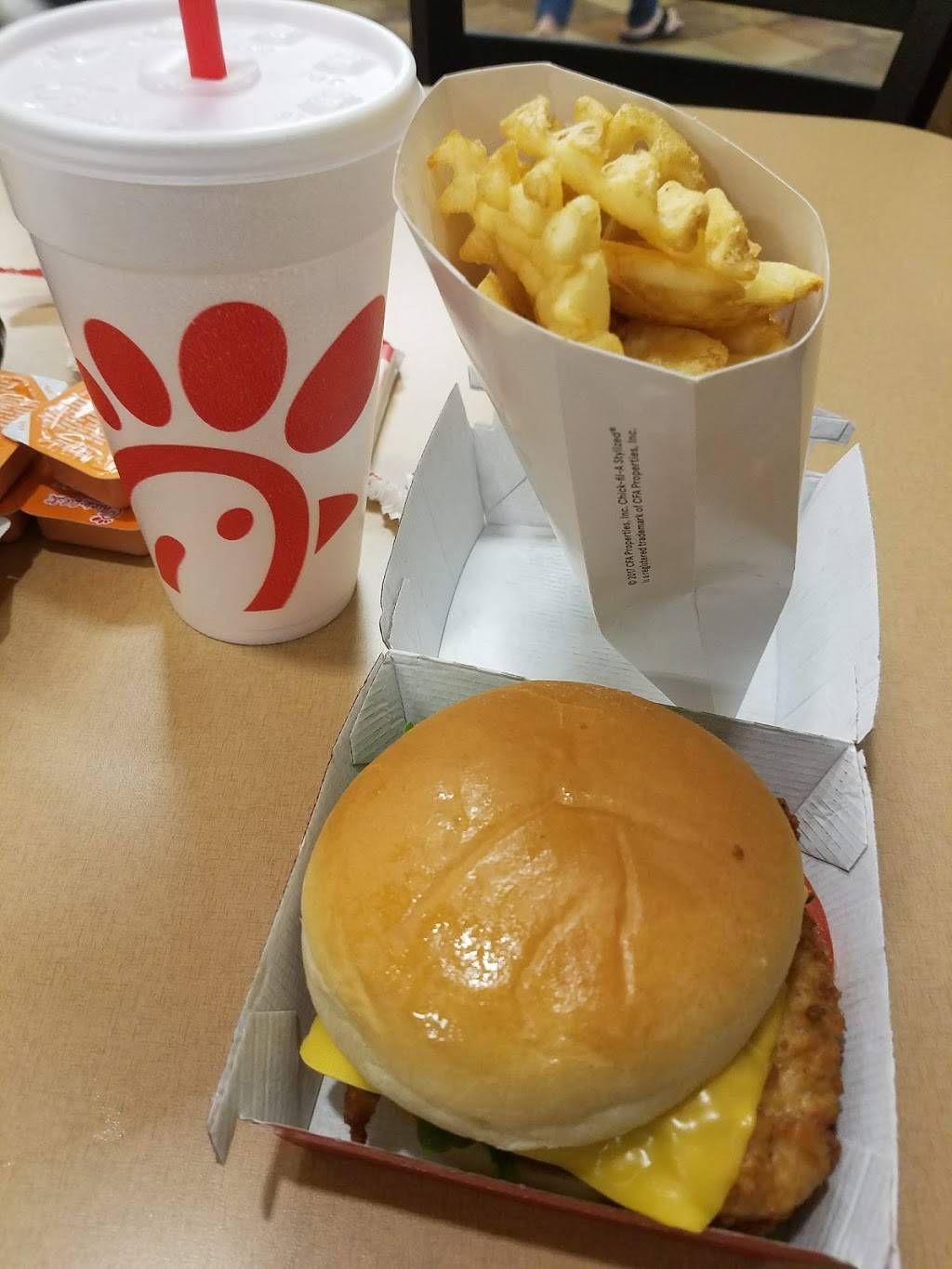 Chick-fil-A | restaurant | 732 W Rancho Vista Blvd, Palmdale, CA 93551, USA | 6619477700 OR +1 661-947-7700