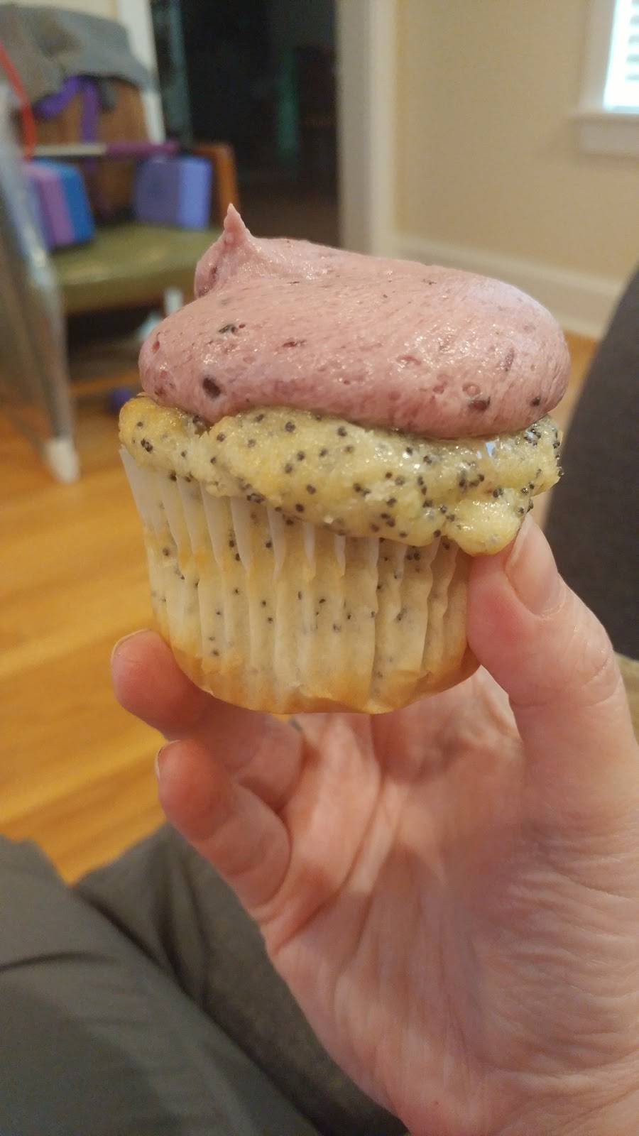 Blue Horse Bakery | bakery | 112 N Church St, Nacogdoches, TX 75961, USA | 9365644100 OR +1 936-564-4100