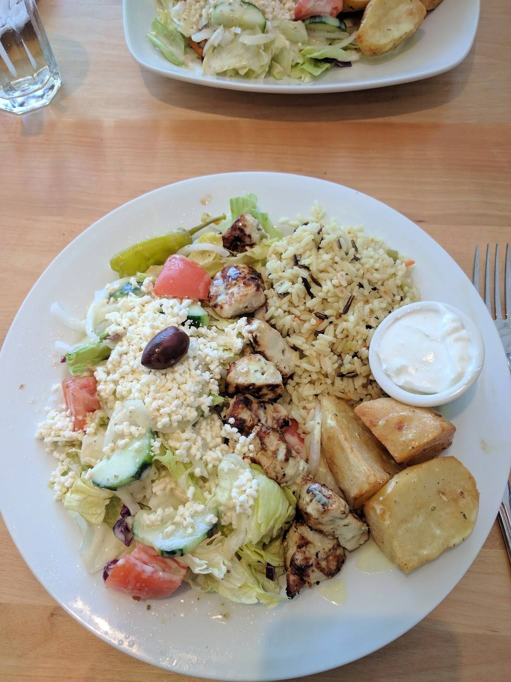 Olive Us Greek Restaurant | restaurant | 421 Guelph Line, Burlington, ON L7R 3L7, Canada | 2893372246 OR +1 289-337-2246