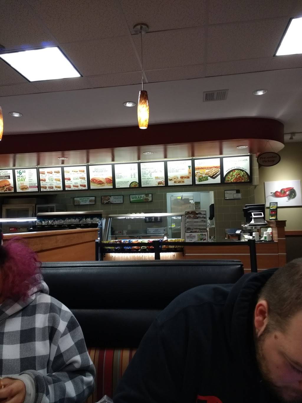 Subway | restaurant | 2 North Rd, Store #4&5, Sofias Plaza I, East Windsor, CT 06088, USA | 8606270777 OR +1 860-627-0777