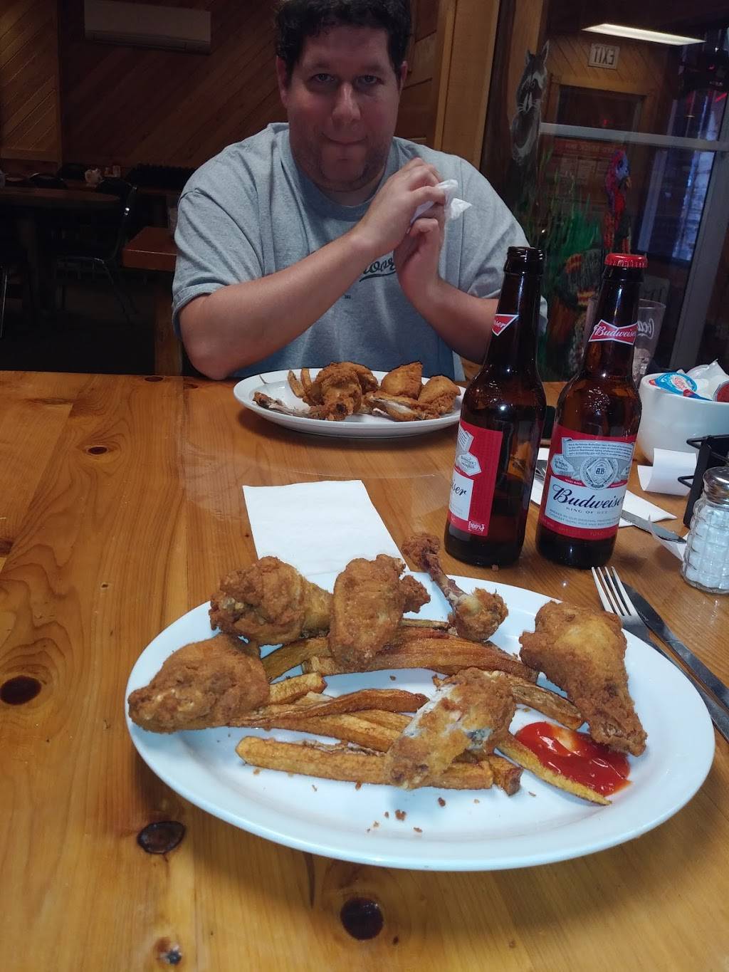 Red Brick Inn | restaurant | 973 Main St, Niagara, WI 54151, USA | 7152514653 OR +1 715-251-4653