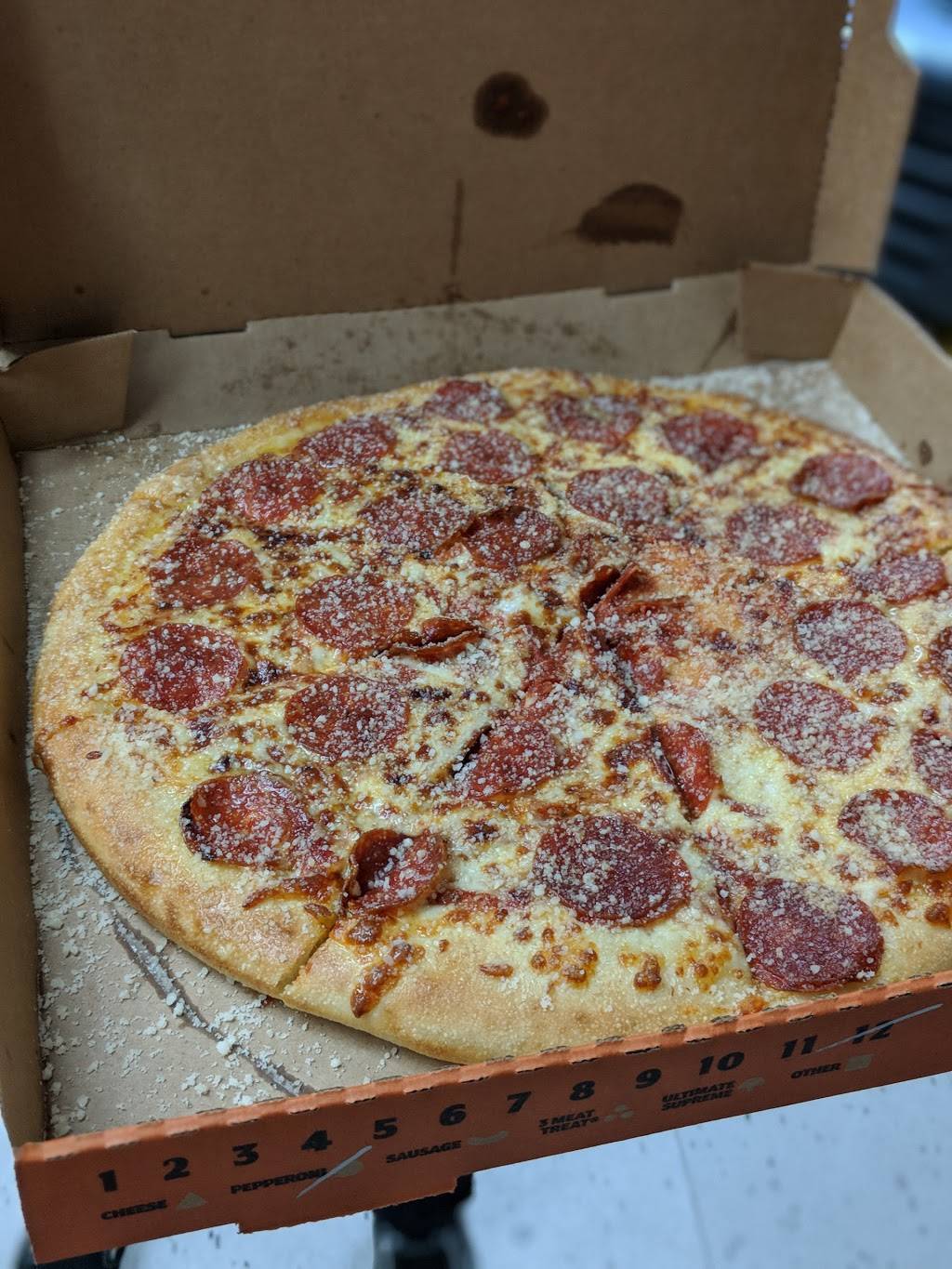 Little Caesars Pizza | meal takeaway | 9799 Base Line Rd, Rancho Cucamonga, CA 91730, USA | 9092011713 OR +1 909-201-1713