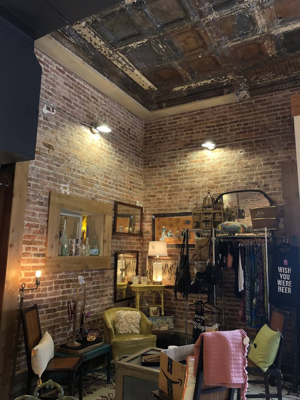 South of New York Market | restaurant | 100 S Woodland Blvd #5420, DeLand, FL 32720, USA | 3862797630 OR +1 386-279-7630