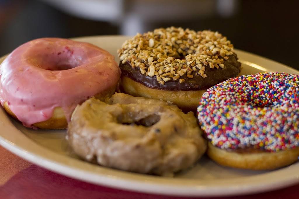 Joes Cafe & Donuts | cafe | 5957 Lapalco Blvd, Marrero, LA 70072, USA | 5043281234 OR +1 504-328-1234