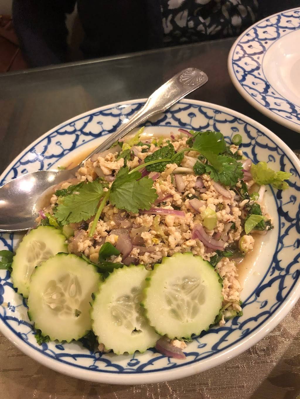 Sawasdee Thai Cuisine | restaurant | 2887 Johnson Dr A, Ventura, CA 93003, USA | 8056428879 OR +1 805-642-8879