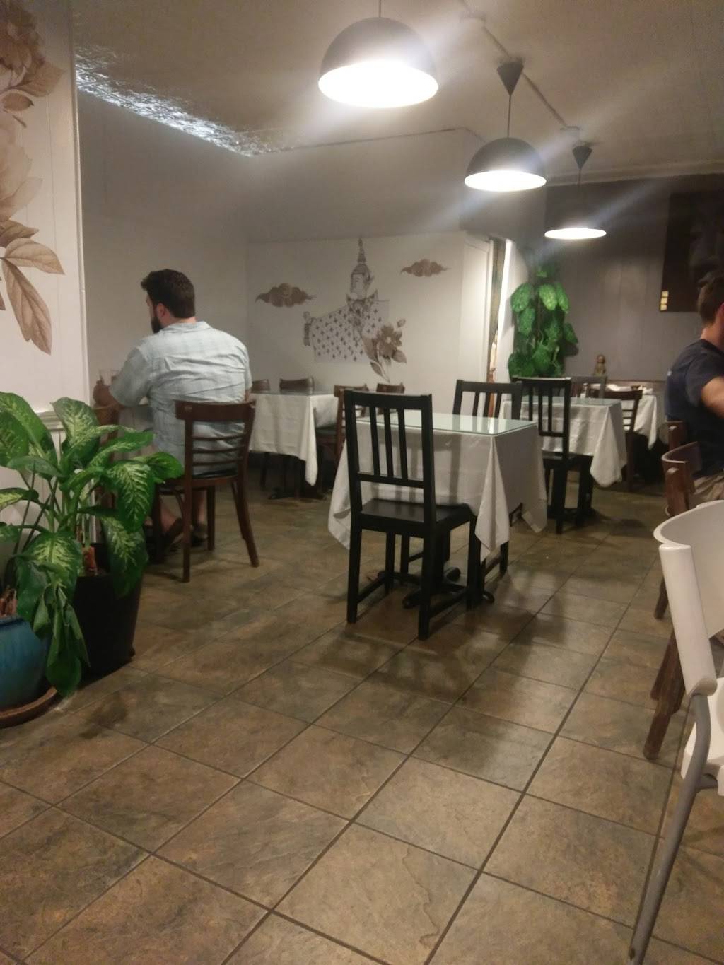 Spicy Lime | restaurant | 522 Pleasant St, New Bedford, MA 02740, USA | 5089923330 OR +1 508-992-3330