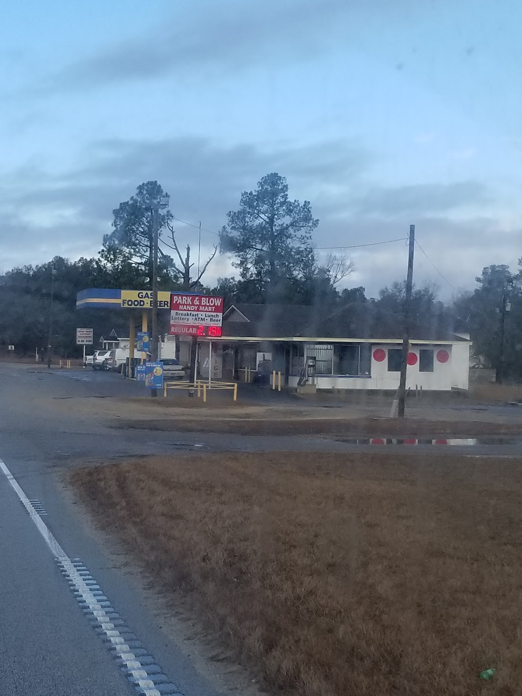 Park & Blow | restaurant | 106 US-378, Gresham, SC 29546, USA | 8437652031 OR +1 843-765-2031