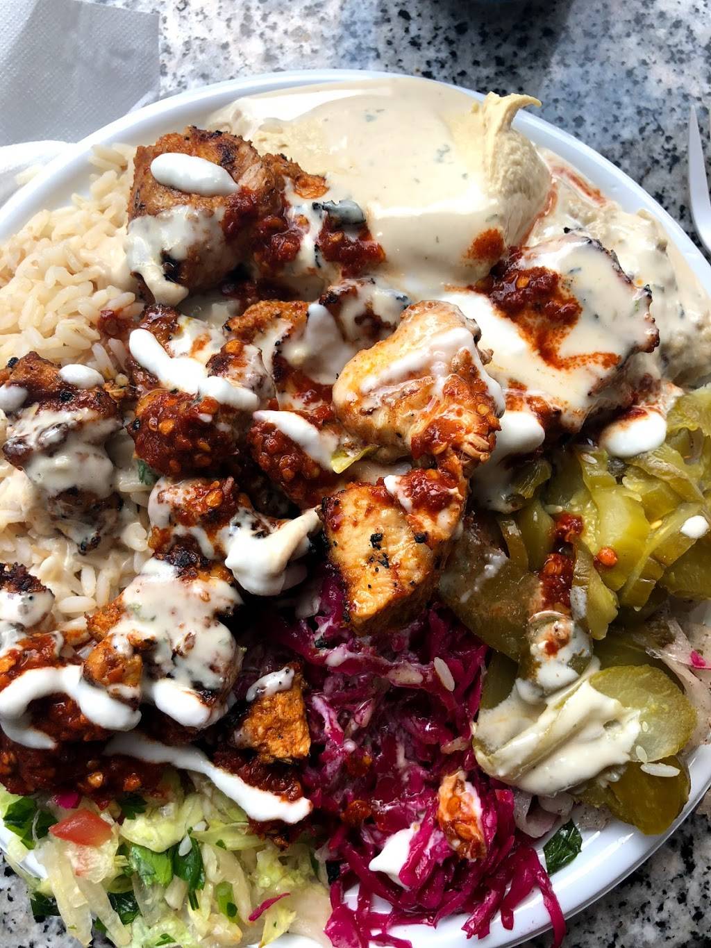 Oasis | restaurant | 168 Bedford Ave, Brooklyn, NY 11249, USA | 7183894680 OR +1 718-389-4680