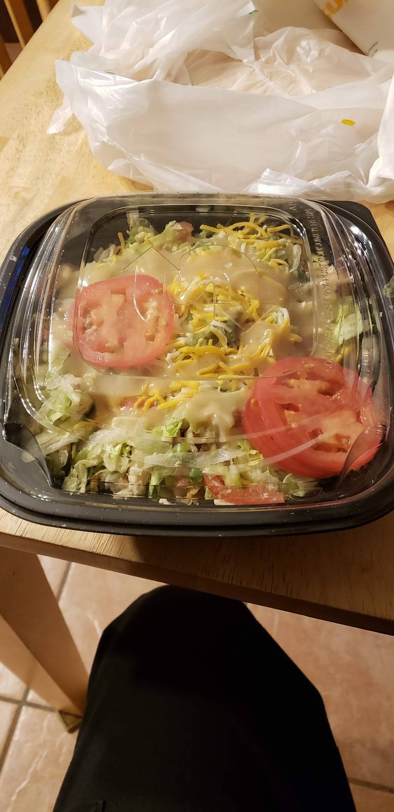 Subway Restaurants | restaurant | 7502 Connelley Dr Ste 115, Hanover, MD 21076, USA | 4107682274 OR +1 410-768-2274