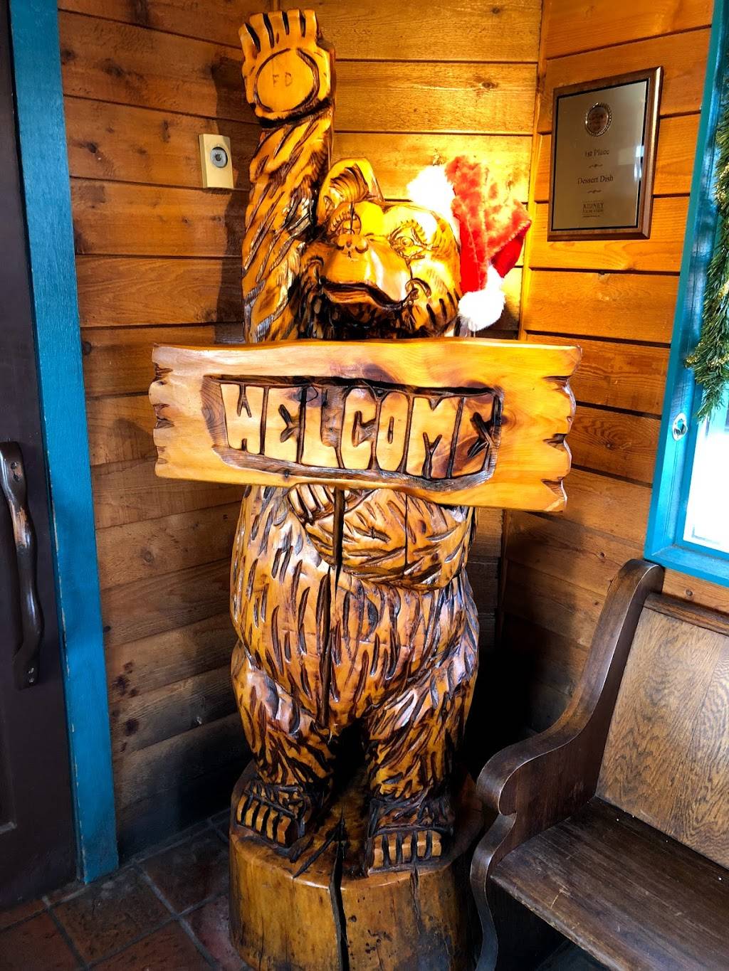 Famous Daves - Delivery Only | meal delivery | 1864 W McEwen Dr, Franklin, TN 37067, USA | 6154351949 OR +1 615-435-1949