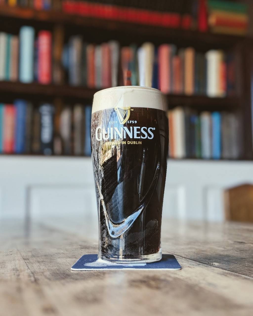 Bull McCabes Irish Pub | restaurant | 427 W Main St, Durham, NC 27701, USA | 9196823061 OR +1 919-682-3061