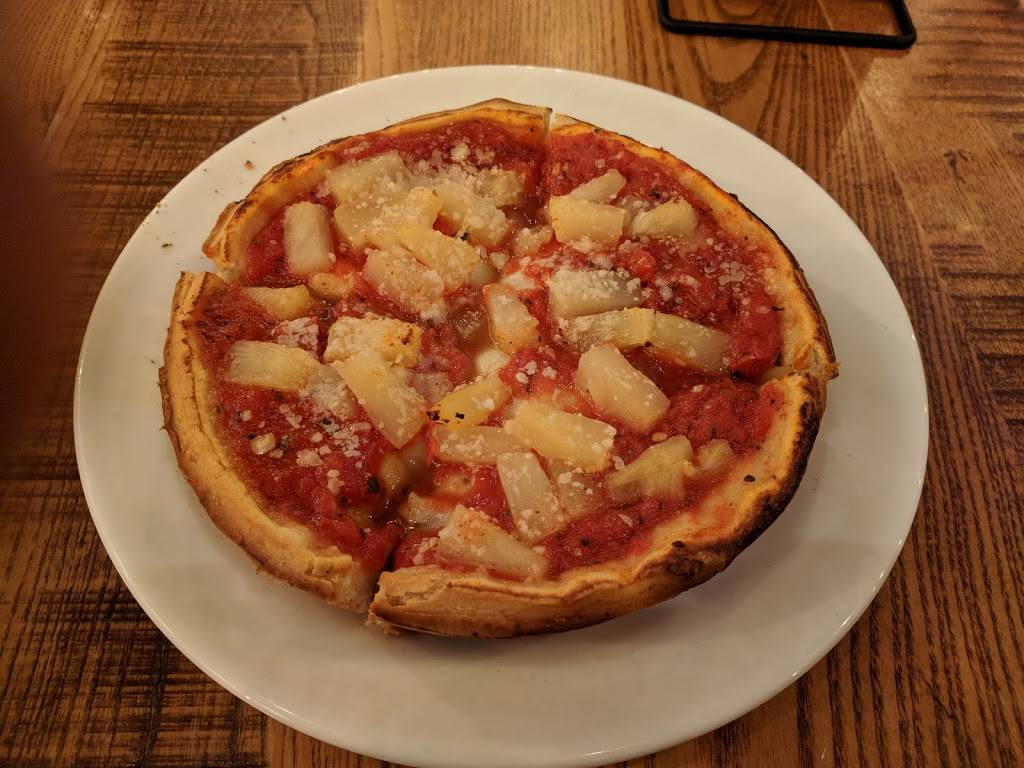 Giordanos | restaurant | 43 N Illinois St, Indianapolis, IN 46204, USA | 3172883415 OR +1 317-288-3415