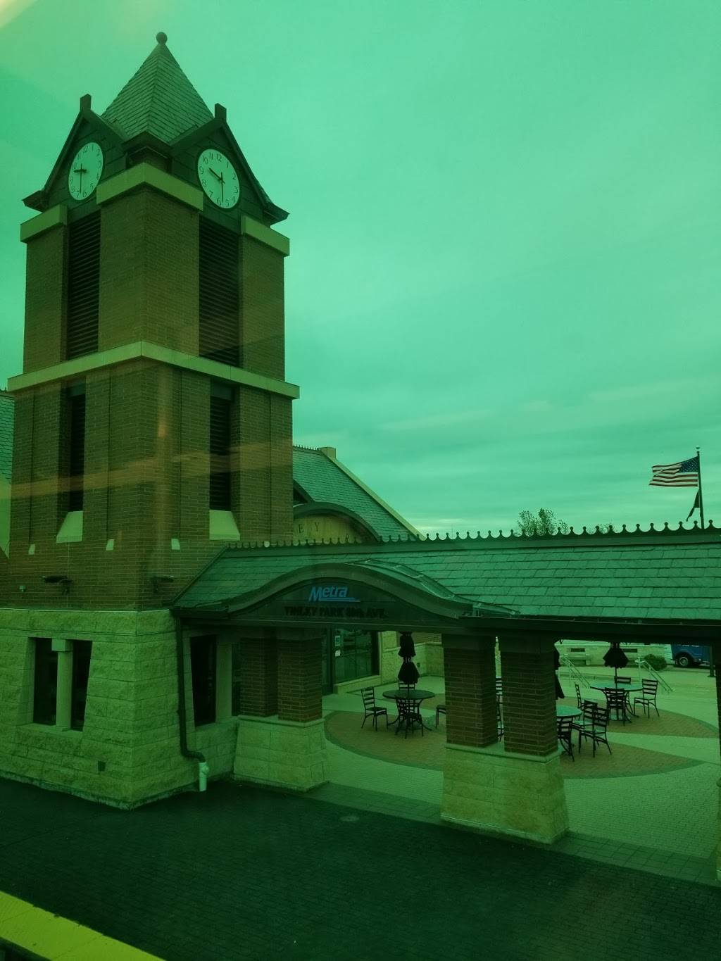 80th Ave Train Station | restaurant | 18001 80th Ave, Tinley Park, IL 60477, USA | 7084445000 OR +1 708-444-5000