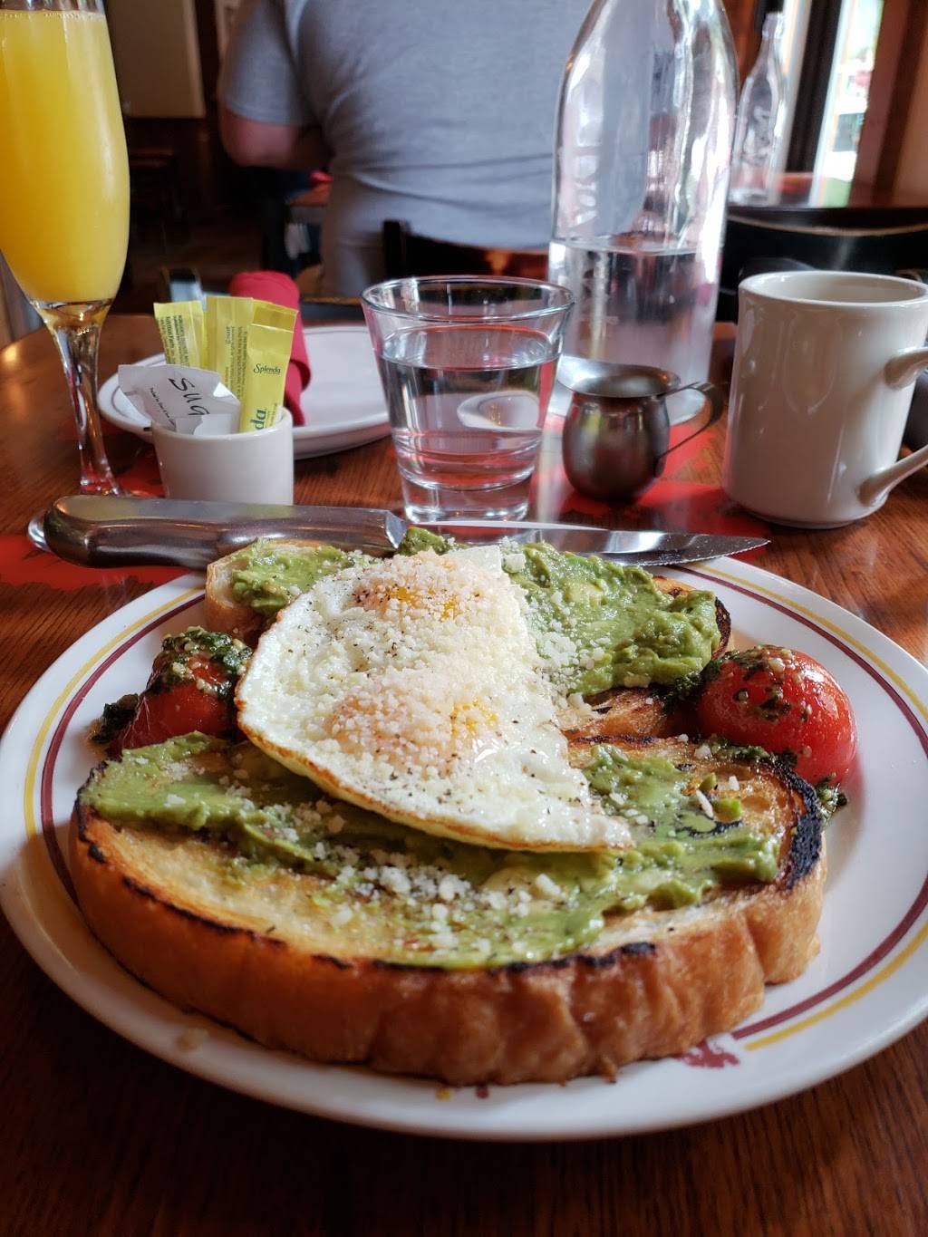 Davanti Enoteca | restaurant | 1359 W Taylor St, Chicago, IL 60607, USA | 3122265550 OR +1 312-226-5550