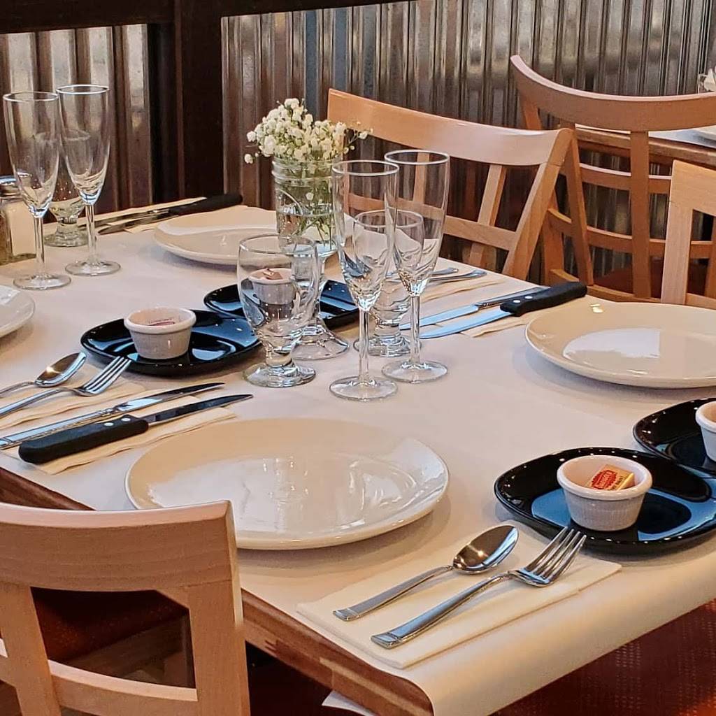 Derricks on Atlantic | restaurant | 3502 Atlantic Ave, Long Beach, CA 90807, USA | 5623378131 OR +1 562-337-8131