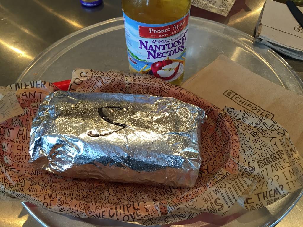 Chipotle Mexican Grill | restaurant | 6776 Perimeter Loop Rd, Dublin, OH 43017, USA | 6149329342 OR +1 614-932-9342