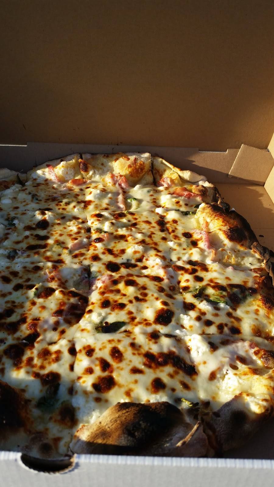 Pleasant Grove Pizza Farm | restaurant | 41142 160th St, Waseca, MN 56093, USA | 7155230857 OR +1 715-523-0857