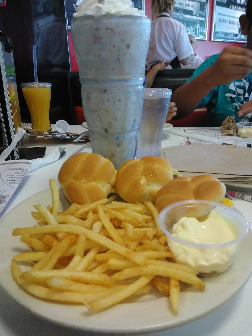 Steak n Shake | restaurant | 2600 NW Federal Hwy, Stuart, FL 34994, USA | 7726922702 OR +1 772-692-2702