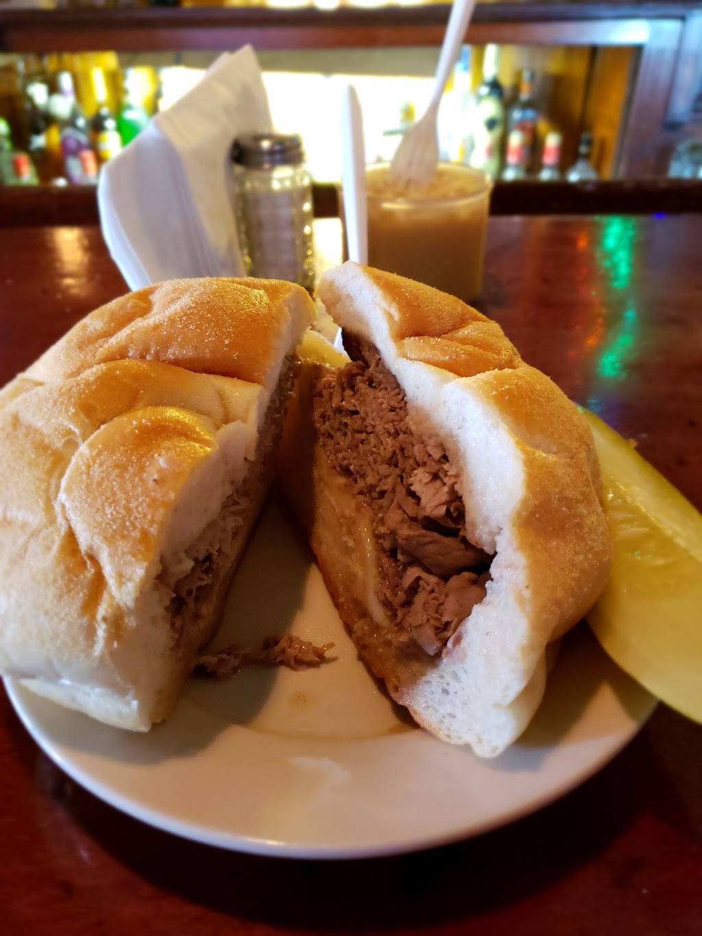 Cherry St. Tavern | restaurant | 129 N 22nd St, Philadelphia, PA 19103, USA | 2155615683 OR +1 215-561-5683